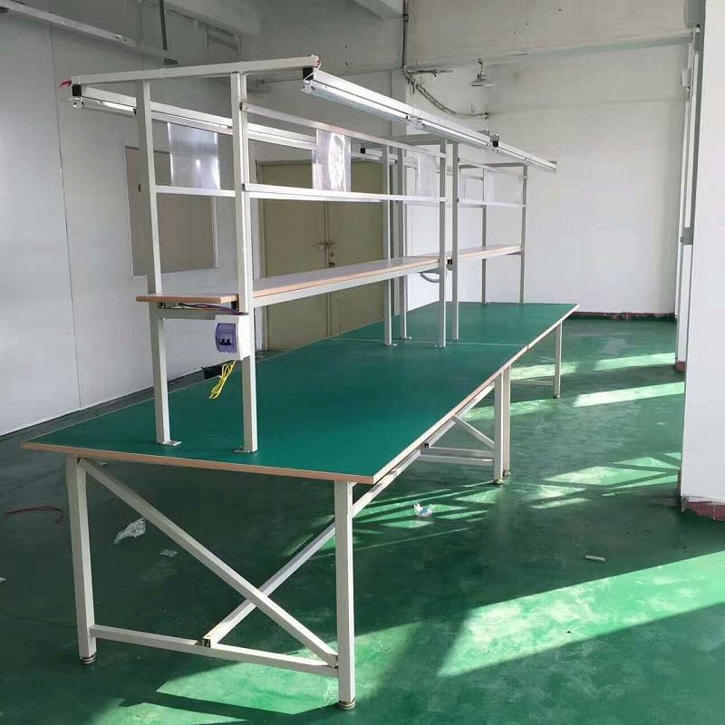 Gia công bàn làm việc chống tĩnh điện số lượng lớn tại miền Bắc