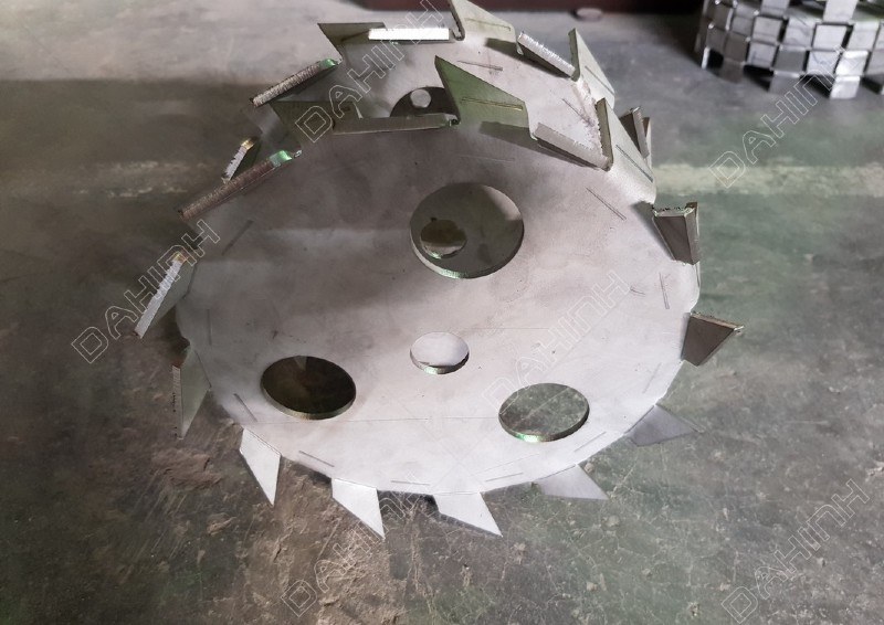 Gia công chi tiết máy inox theo bản vẽ