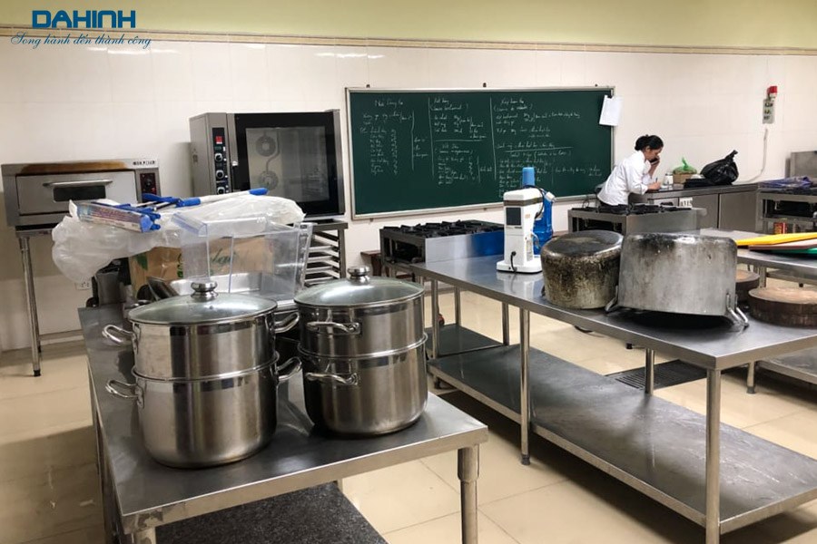 thiết bị bếp nhà hàng thiết bị bếp nhà hàng